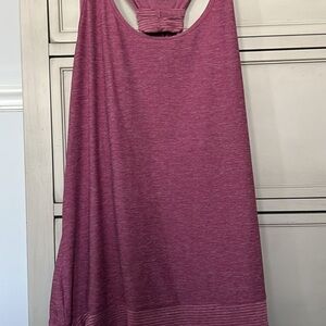 Sleeveless Heathered Magenta Tank Top